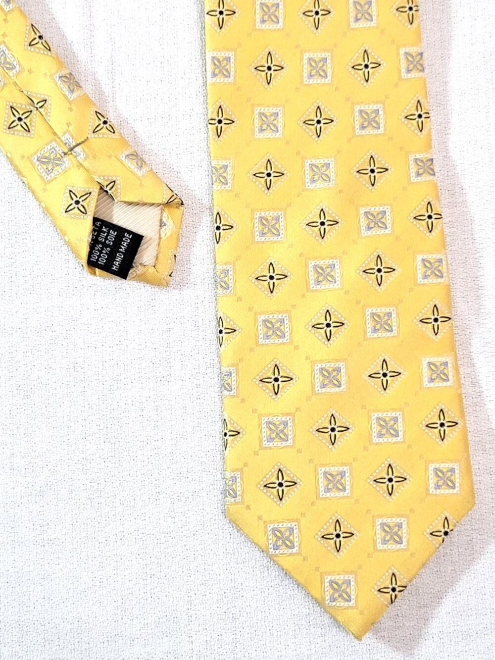 Bruno Marchesi Mens Silk Tie Yellow Gold Geometric Medallion Woven Hand Made